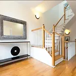 Million Dollar Home Enjoy Large Private Outdoor Space I Tito I