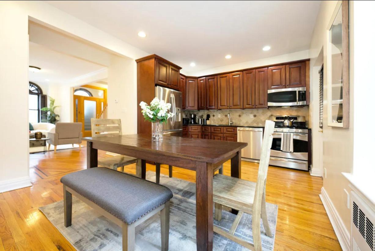 Apartment Million Dollar Enjoy Large Private Outdoor Space I Tito I New York